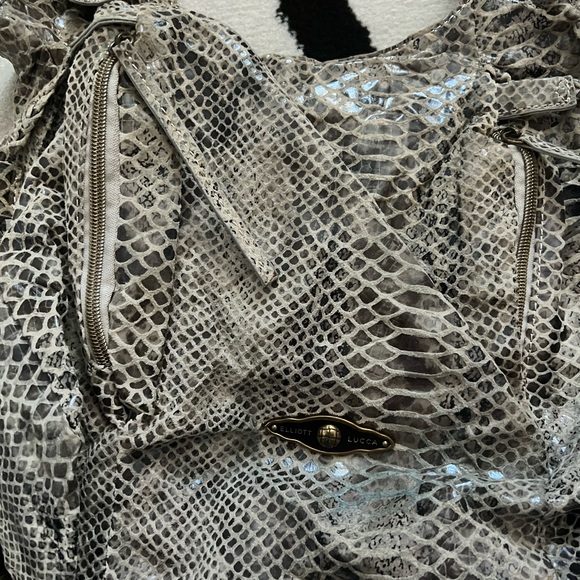Elliott Lucca | Leather Snakeskin Tote Bag - Picture 6 of 15